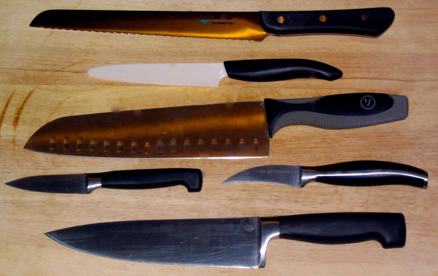 Various cooking knives Kyocera, Henckels, Mac, Wiltshire